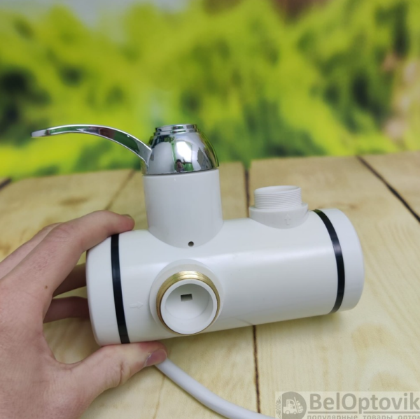 Электрический водяной душ с краном, боковое подключение / Проточный водонагреватель-душ Instant Elec
